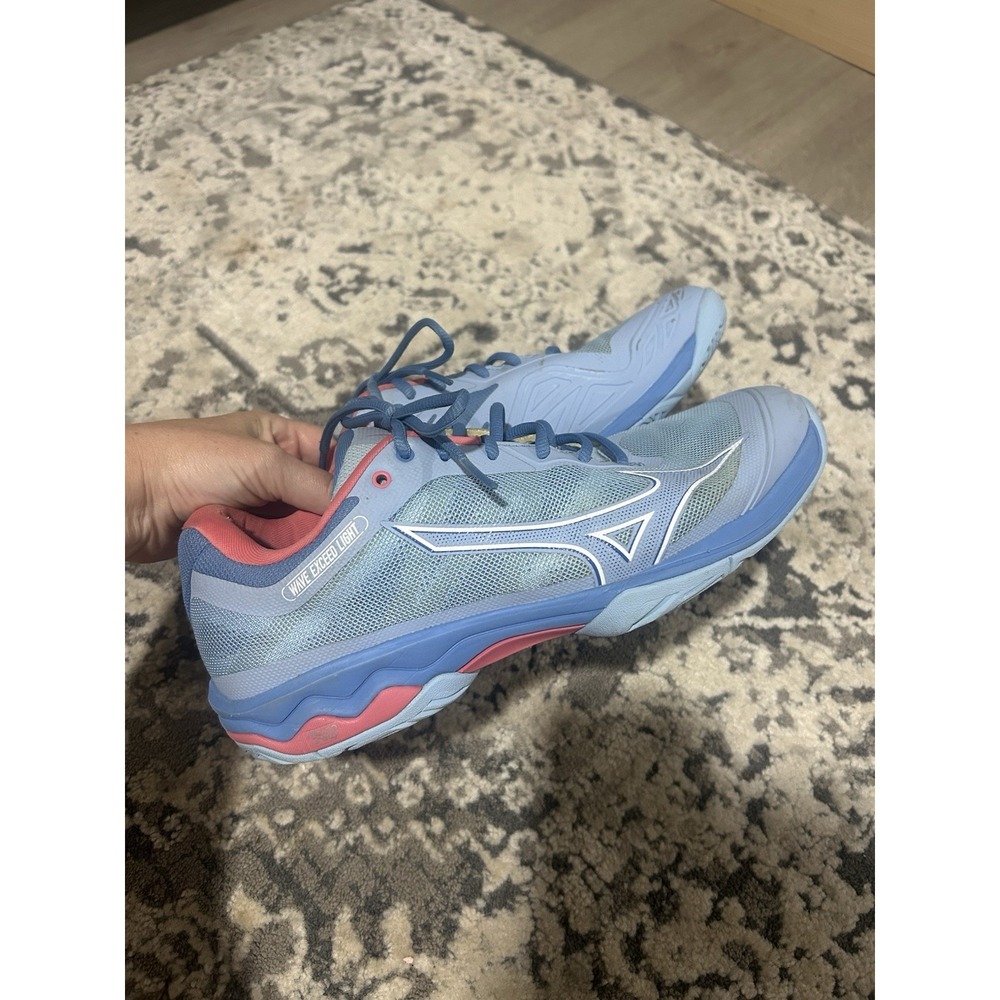 Womens Mizuno Wave Exceed Light tennis/pickleball shoes Size 10.5